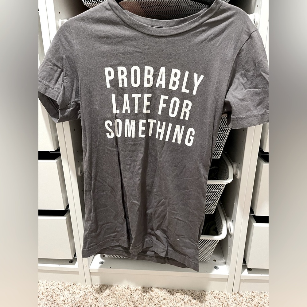 Bella canvas size small graphic t